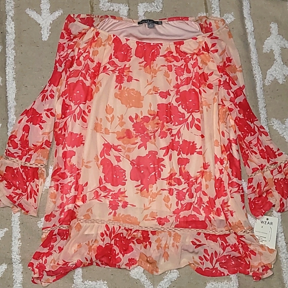 Peplum style floral blouse wear 2 ways